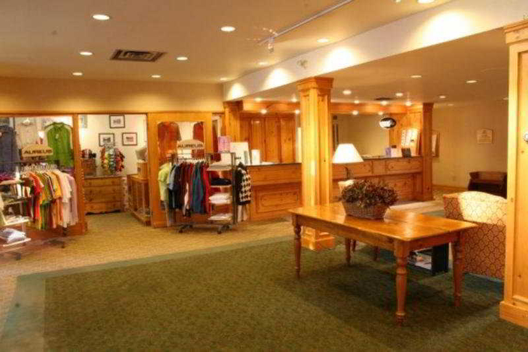 Public Area 4, Pinestone Rsrt & Conference Centre Ascend Htl, Haliburton
