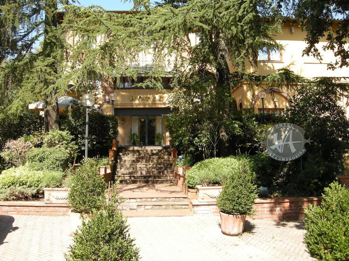 Exterior & Views 2, Hotel Villa Ambrosina, Florence