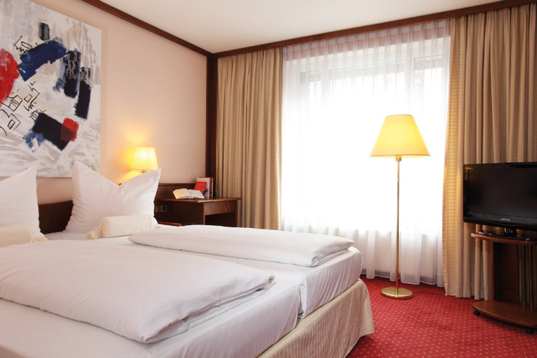 Bedroom 2, Derag Livinghotel Grosser Kurfuerst, Berlin