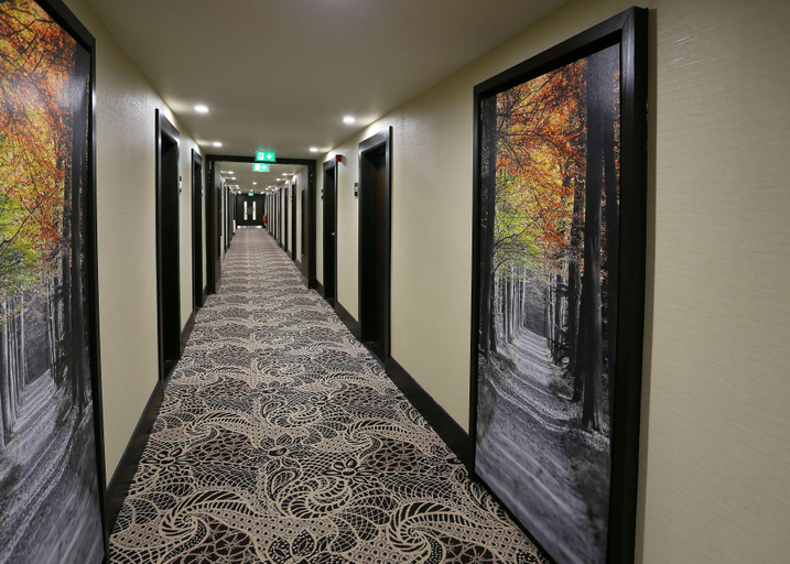 Public Area 3, DoubleTree by Hilton Nottingham- Gateway, Nottingham