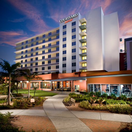Exterior & Views 2, Courtyard by Marriott Miami Airport, Miami-Dade