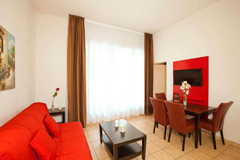 Dining Room 2