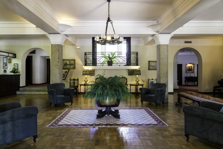 Public Area 4, Urgeiriça, Nelas