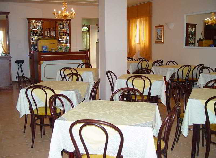 Food & Drinks, Villa Fernanda, Napoli