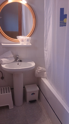 Bathroom 4, Hotel Bellavista, Baleares