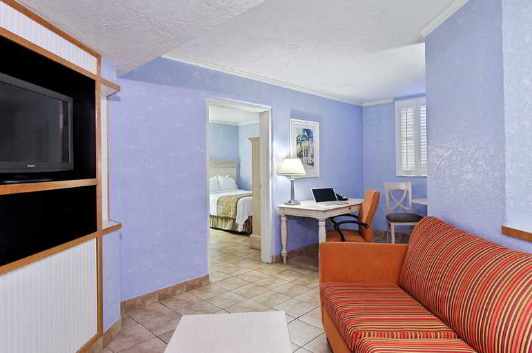 Bedroom 3, Fairfield Inn And Suites By Marriott Key West, Monroe