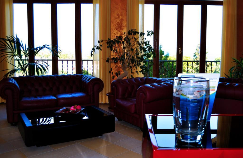 Public Area 4, Panoramic, Trapani