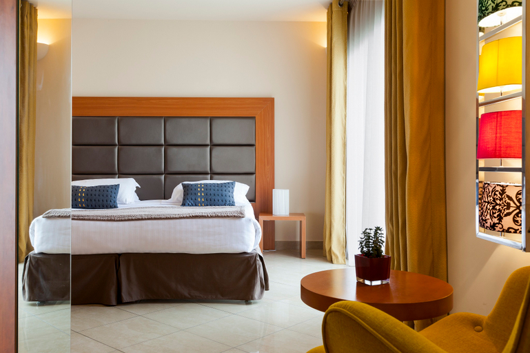Bedroom 3, Nehô Suites Cannes Croisette, Alpes-Maritimes