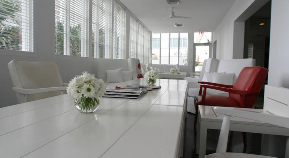 Public Area 3, Townhouse Hotel, Miami-Dade