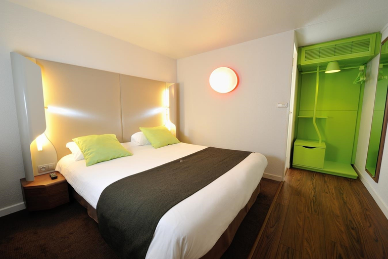 Bedroom 3, Campanile Toulouse Blagnac , Haute-Garonne