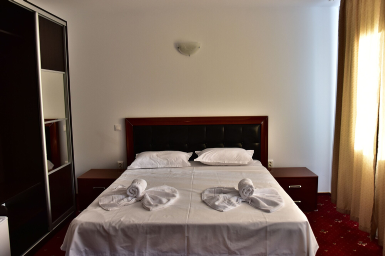 Hotel Ostrov, Calimanesti