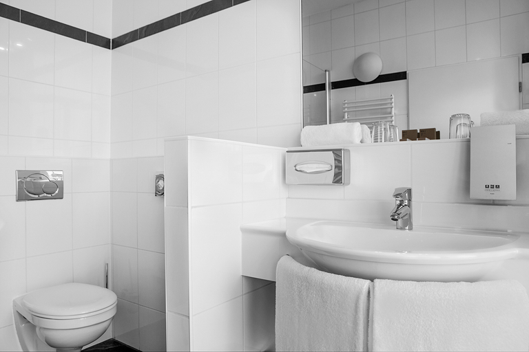 Bathroom 8