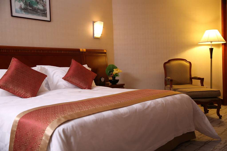 Bedroom 12