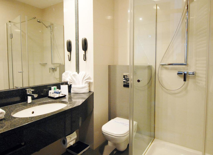 Bathroom 5, Booking Hotel Crown Piast & Spa*****, Kraków City