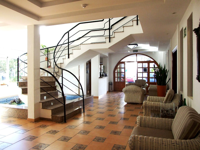 Public Area 2, Rocaplana, Baleares