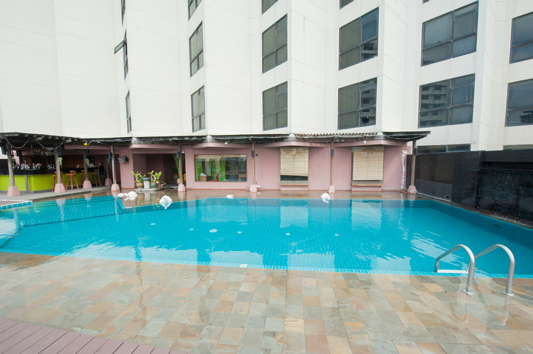 The Seasons Pattaya, Pattaya