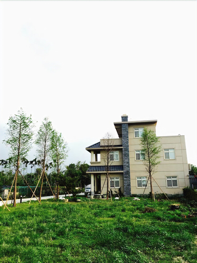 Dilly Dally B&B, Yulin