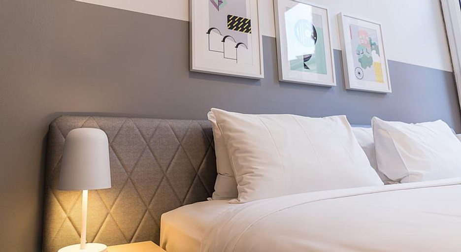 Bedroom 27