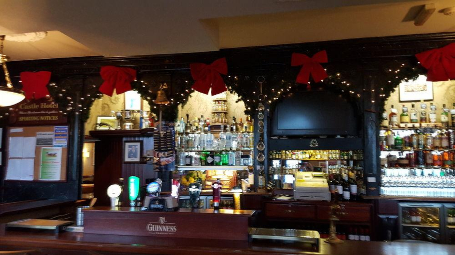 Food & Drinks 5, Blarney Castle