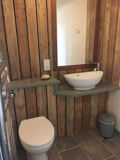 Bathroom 4, Barford Top Campsite, Leicestershire