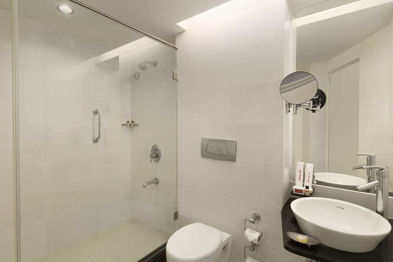 Bathroom 4, Regenta Place, Bangalore, Bangalore