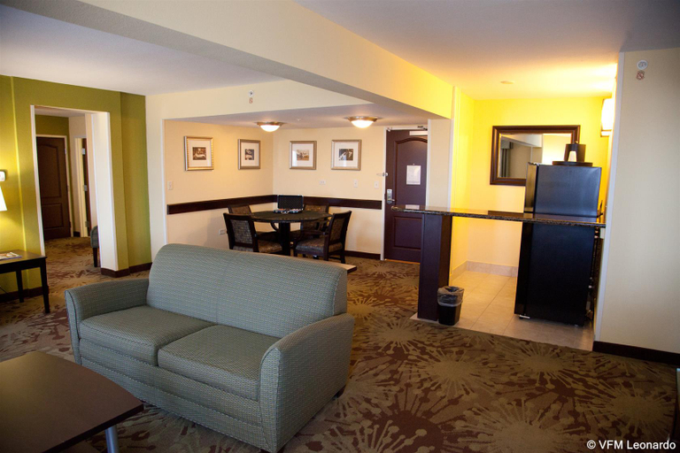 Public Area 2, Holiday Inn Gurnee-Convention Center , Lake