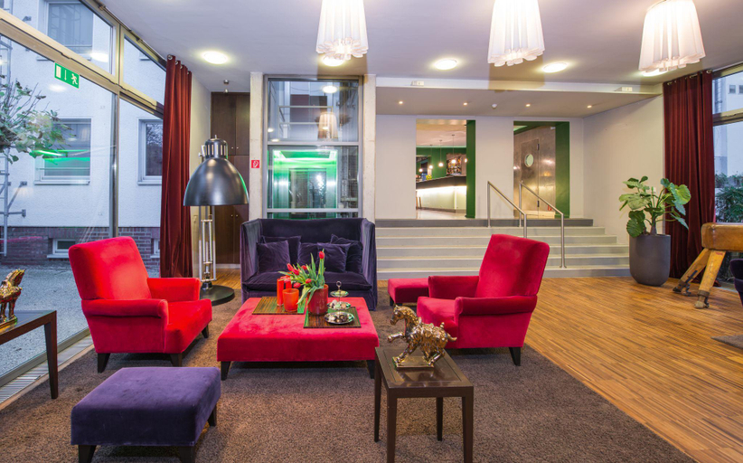 Public Area 2, The New Yorker Hotel, Köln