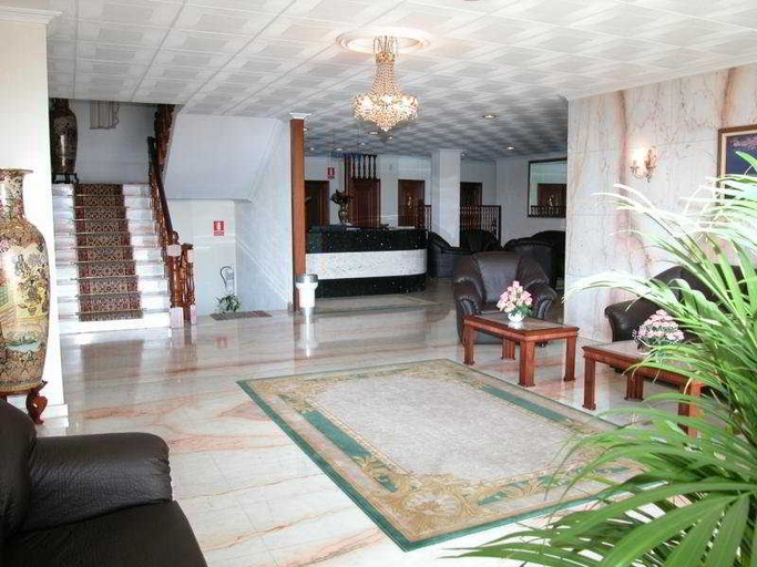Public Area 2, Ton, Pontevedra