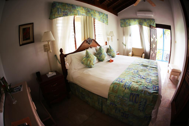 Bedroom 2, Negril Tree House Resort