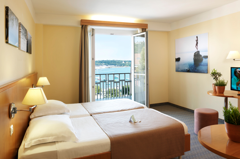 Bedroom, Hotel Neptun, Piran