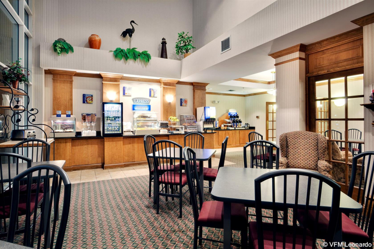Food & Drinks 5, Comfort Inn Suites Buffalo, Chautauqua