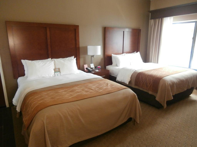 Bedroom 2, Tollgate Inn, Collier