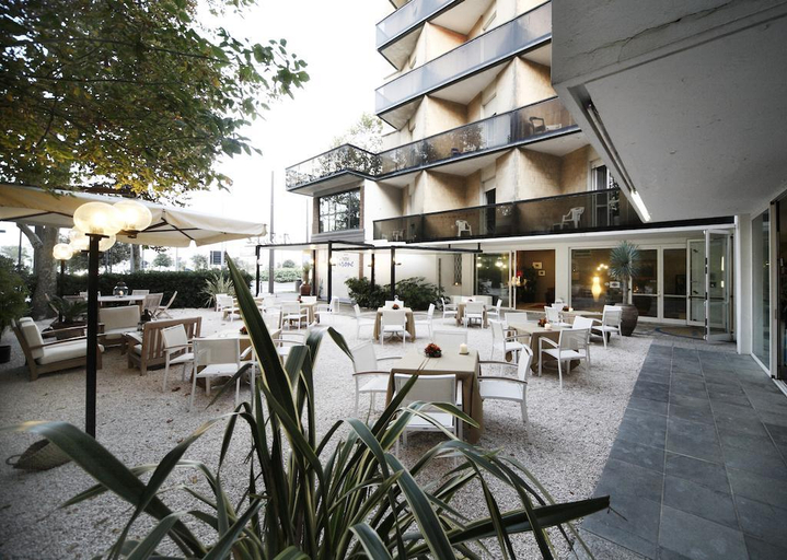 Food & Drinks 4, Airone, Rimini