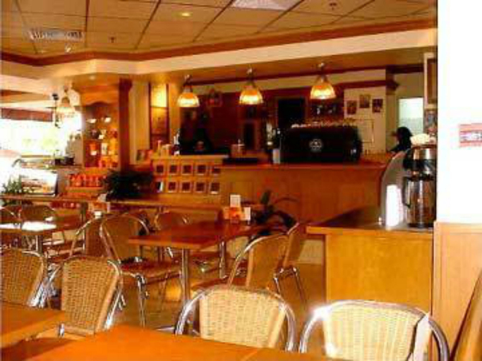 Food & Drinks 3, The Centrepoint Hotel, Brunei, Bandar Seri Begawan
