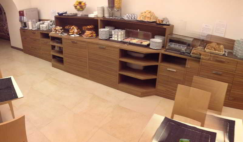 Public Area 3, Hotel California, Rome
