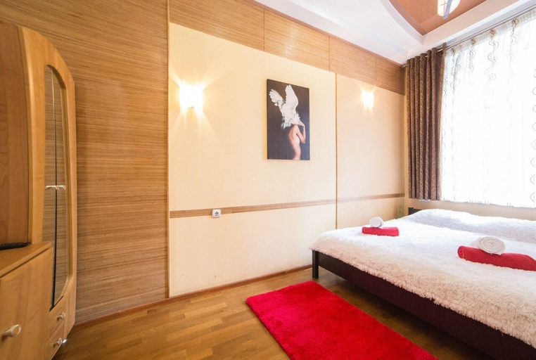 Bedroom 3, 1 Bedroom Apartment Shevchenka 36, L'vivs'ka