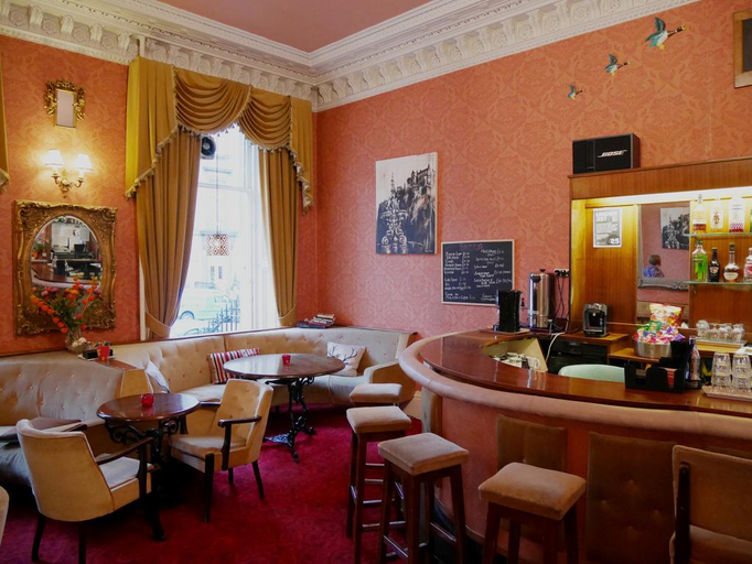 Food & Drinks, Ritz Edinburgh, Edinburgh