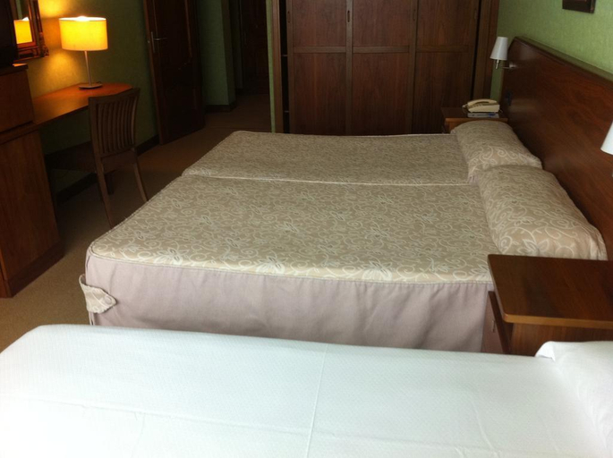 Bedroom 3, Milagros Golf, Cantabria