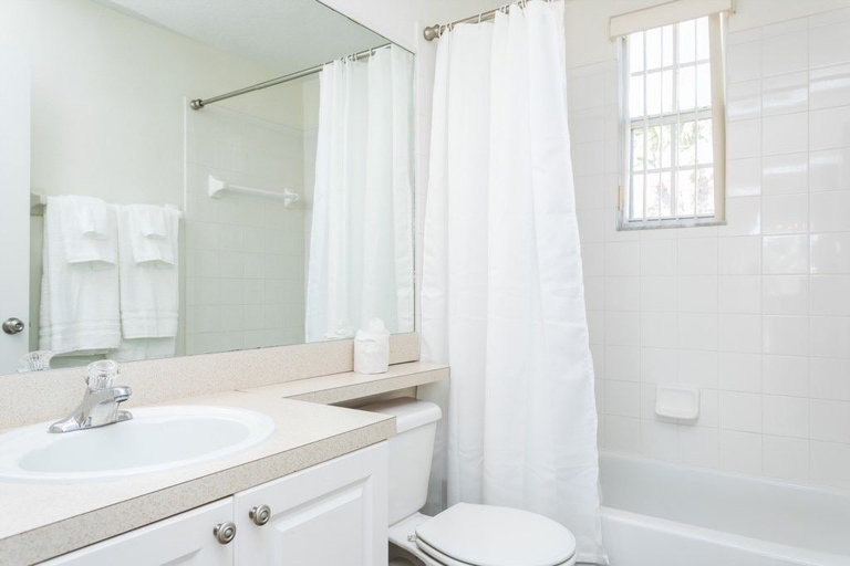 Bathroom, 3BR Pool Home in Tuscan Hills by SHV-353, Polk