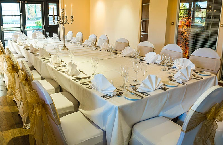 Food & Drinks 5, Crowwood Hotel Glasgow, North Lanarkshire