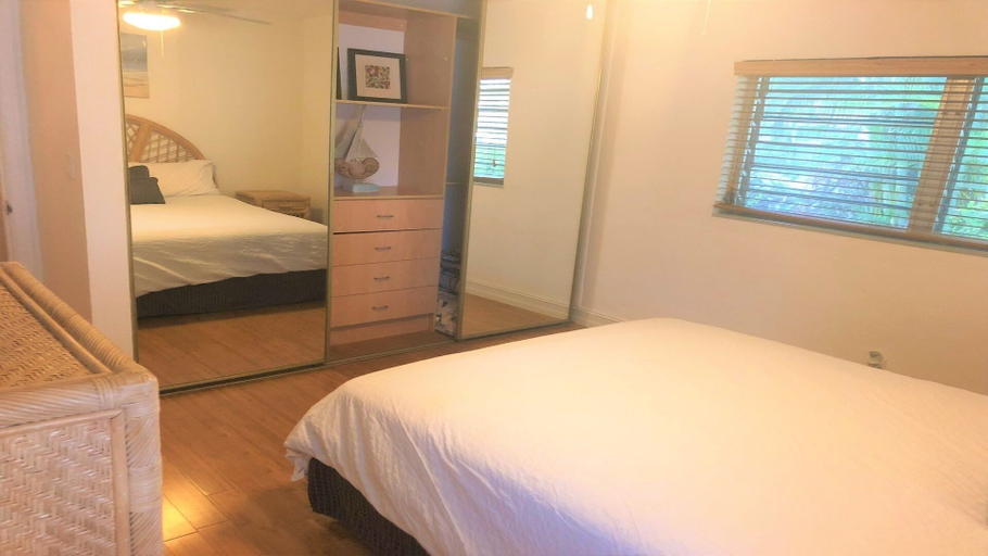 Bedroom 3, Casa Terra Luxury Island House, Broward
