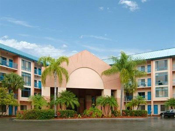 Exterior & Views 3, Tollgate Inn, Collier