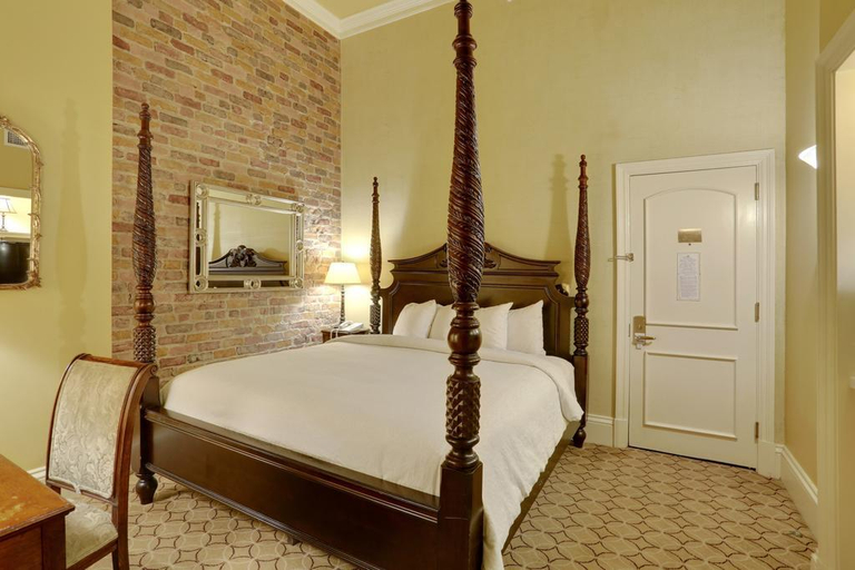 Bedroom 3, Pelham Hotel, Orleans
