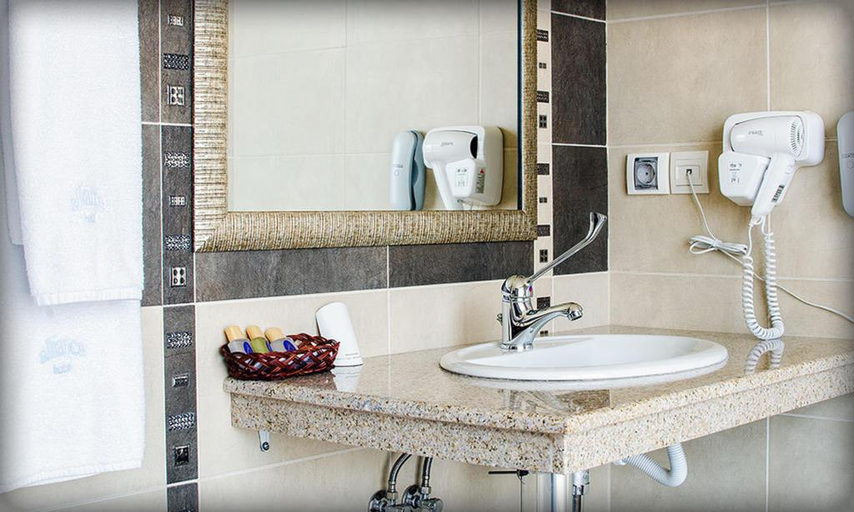 Bathroom 5, Alliance Hotel, Plovdiv