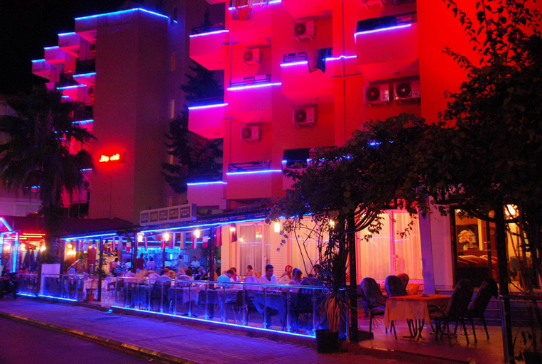 Kleopatra İkiz Otel, Alanya