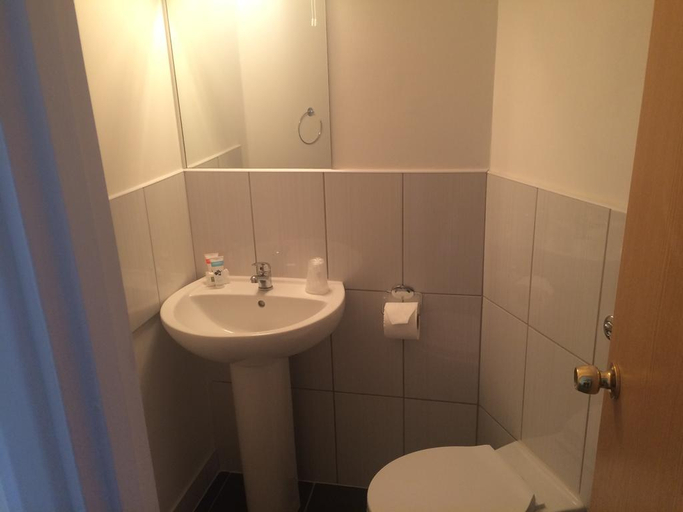 Bathroom, The Rowton Hotel, Birmingham