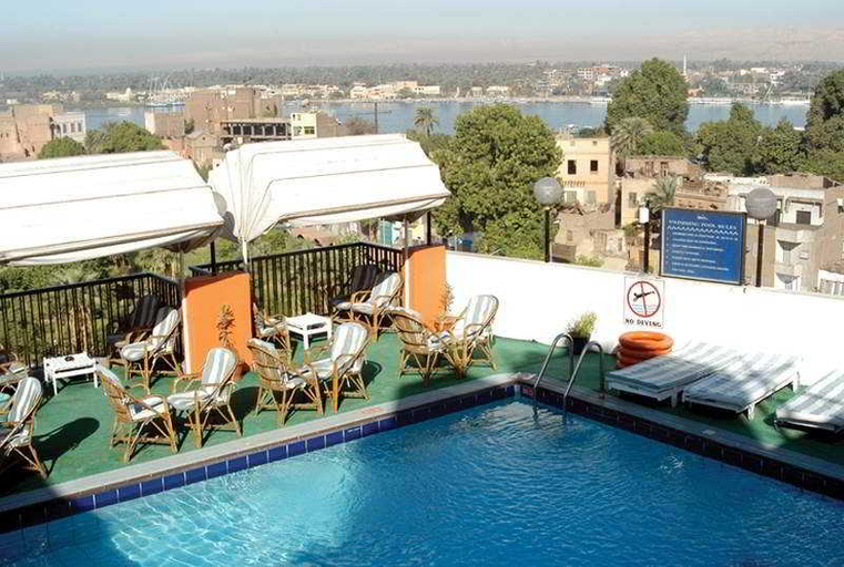 Sport & Beauty, Emilio Luxor, Luxor