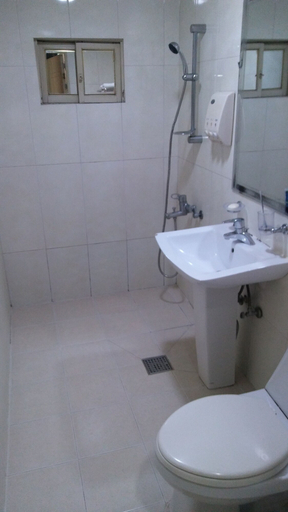 Bathroom, U&I HOTEL in Guri, Guri