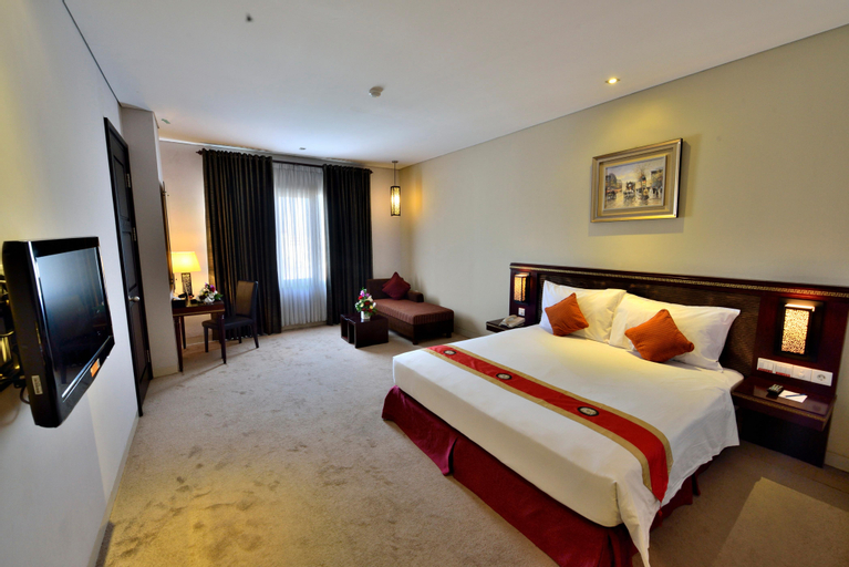Bedroom 12