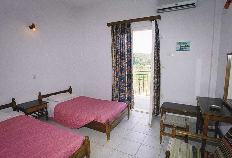 Bedroom 3, Angela Hotel, Ionian Islands
